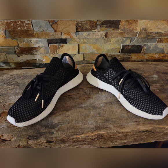 Adidas Deerupt "BLACK PEARL" - Picture 2 of 11